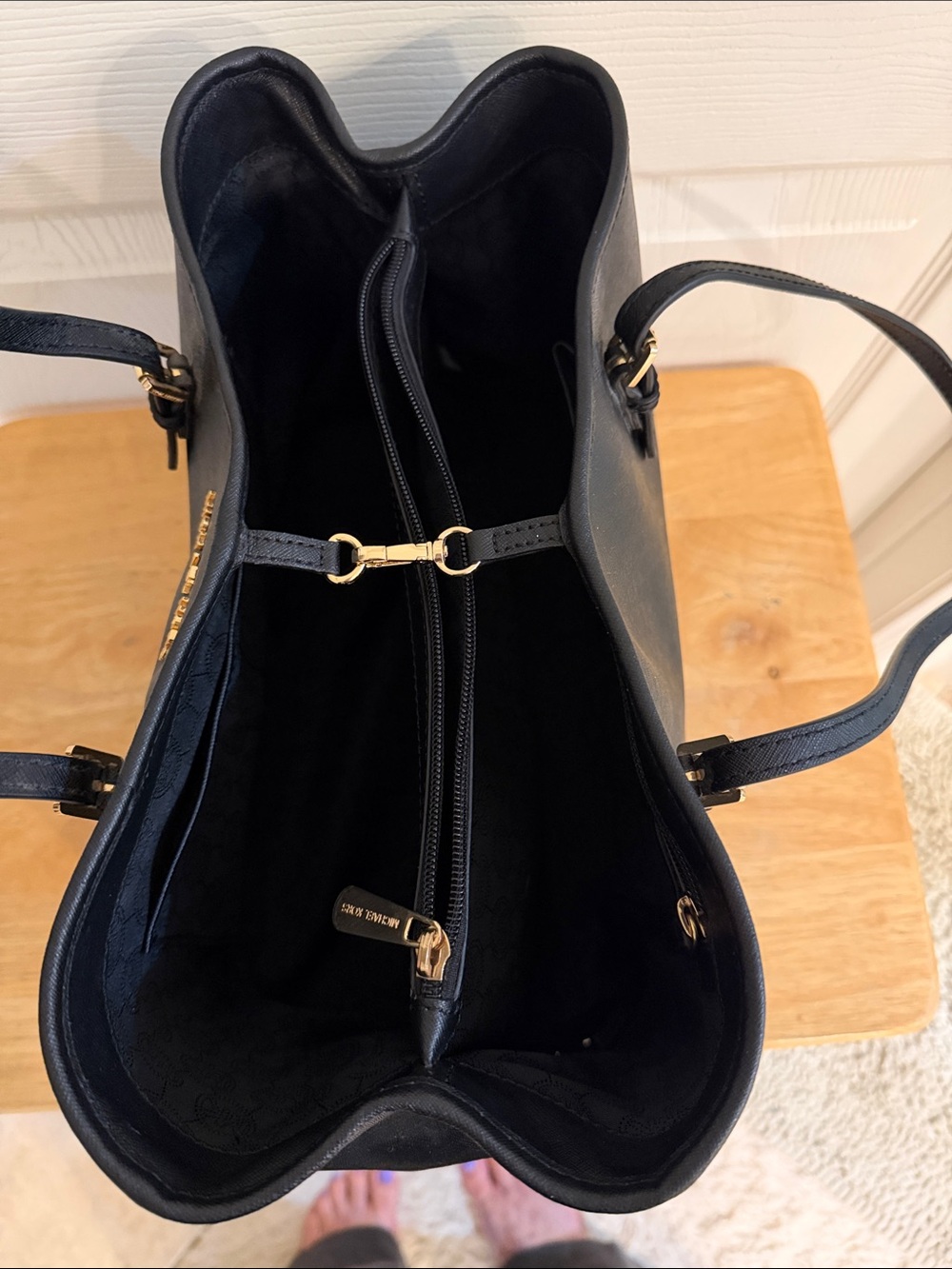 Michael Kors Large Black Leather Bag with Gold Accents - Picture 3 of 14